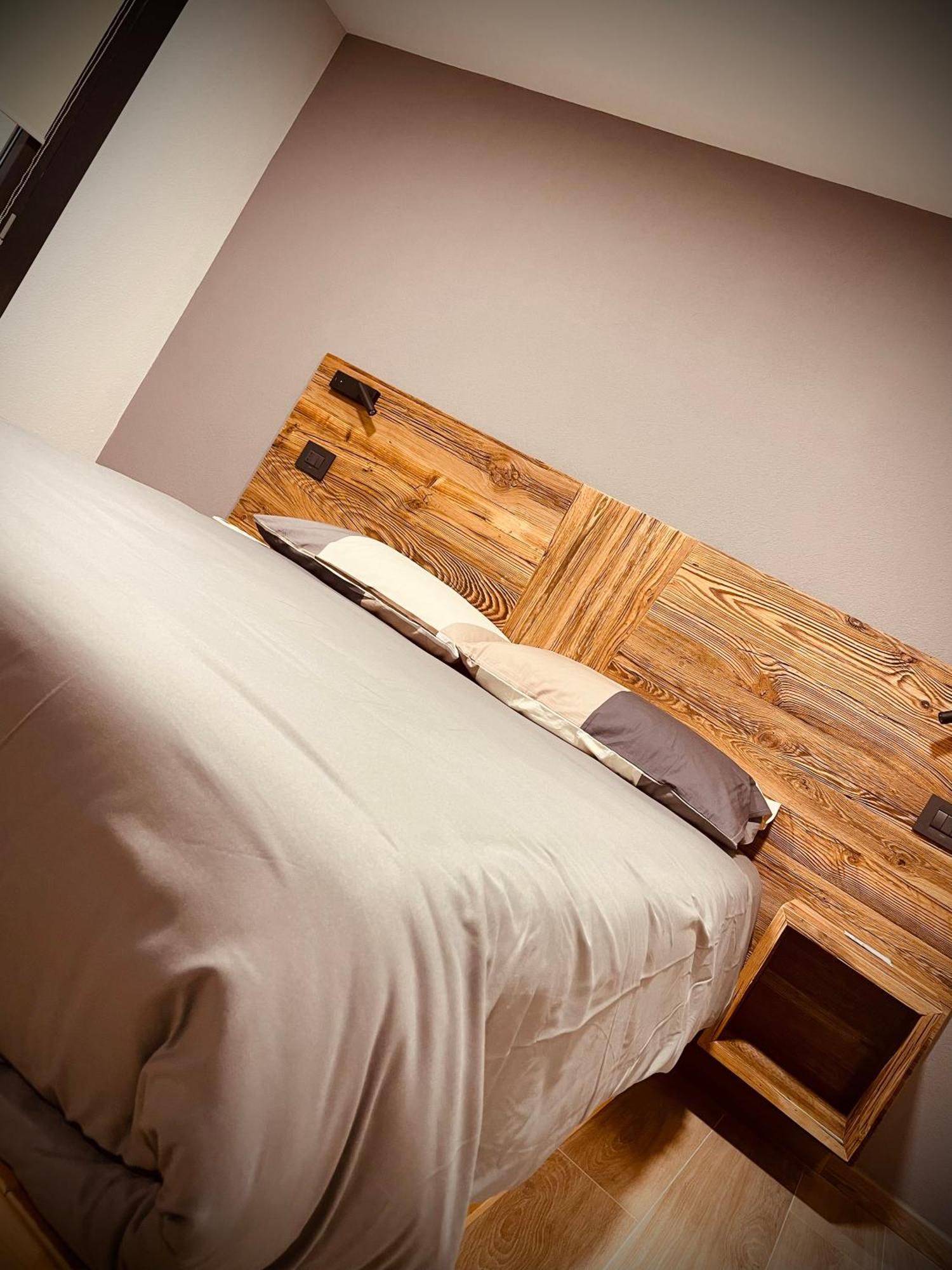 Alpine Hut Apartment ปอนต์-เซนต์-มาร์ติน ภายนอก รูปภาพ